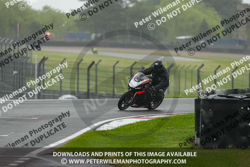 donington no limits trackday;donington park photographs;donington trackday photographs;estoril;event digital images;motorbikes;no limits;no limits trackdays;peter wileman photography;portugal;trackday;trackday digital images;trackday photos